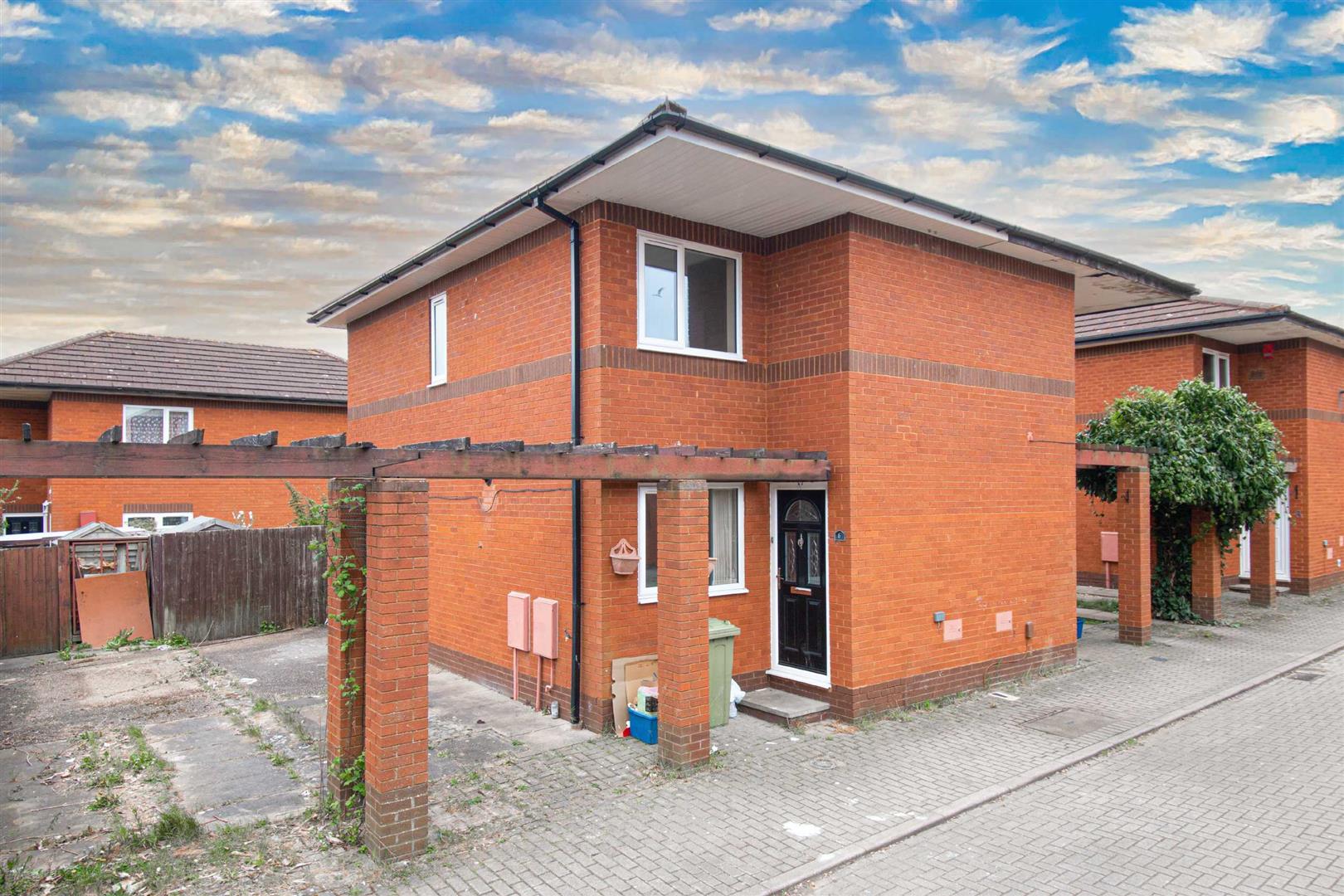 Tamarisk Court, Walnut Tree, Milton Keynes